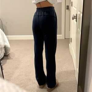 Lululemon Softsreme sweatpants navy blue